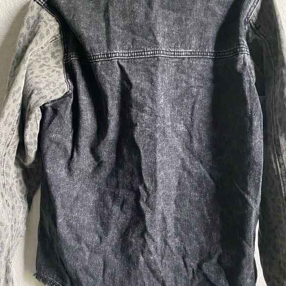 VEVERET CONTRAST LEOPARD PRINT DENIM RAW HEM EDGY GOTH MOBWIFE SHACKET JACKET S - Picture 12 of 13